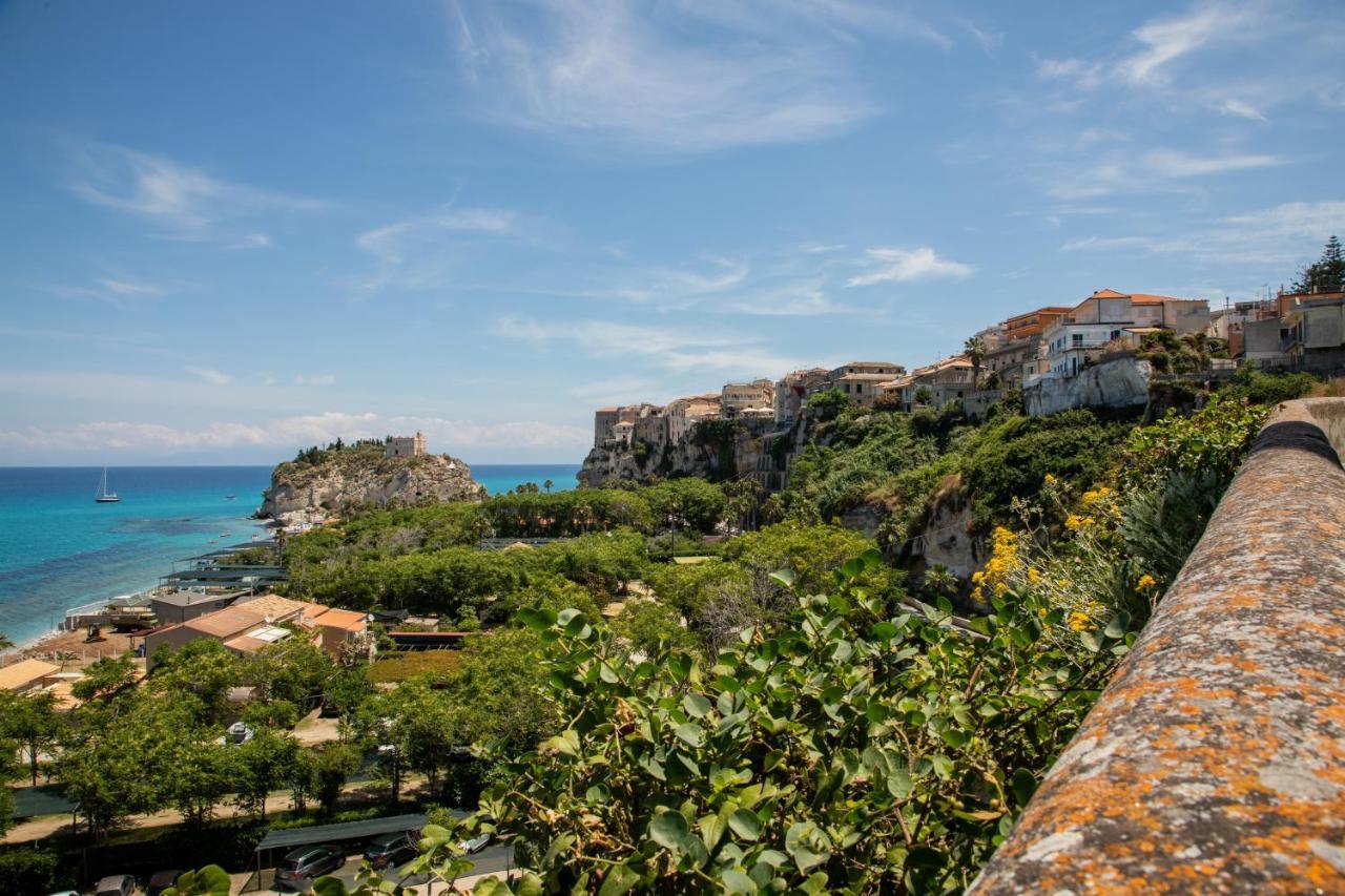 B&B Laudato Sii Tropea Exterior photo
